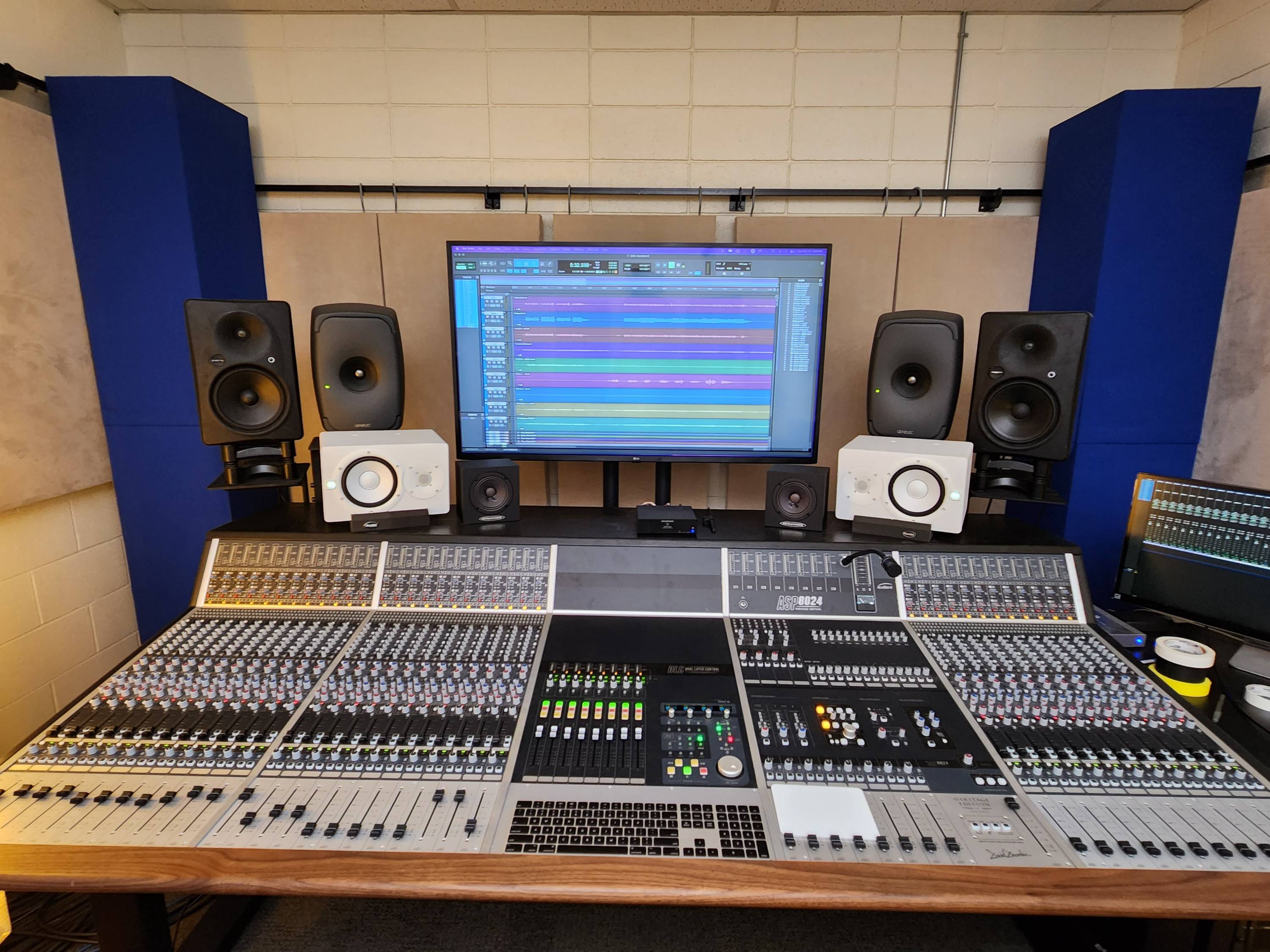 Studio A (Analog) Studio A (Analog)